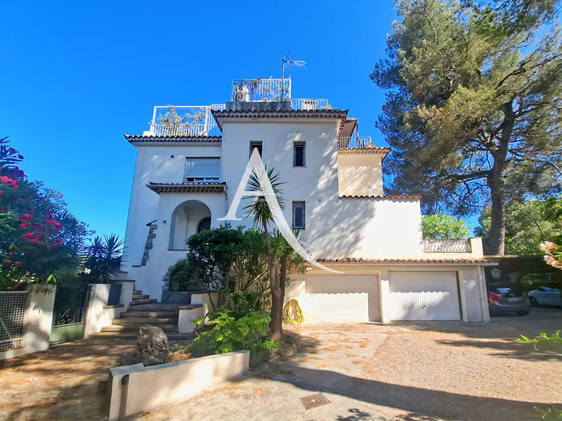 Appartement - 74 m² - 3 pièces