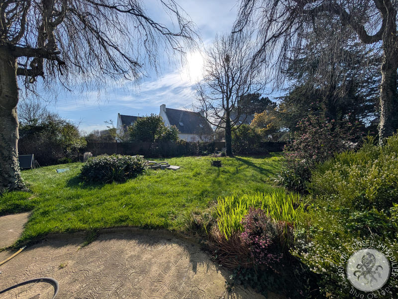 Maison - 229 m² - 8 pièces