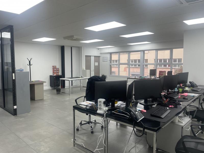 Bureau - 126 m² - 4 pièces