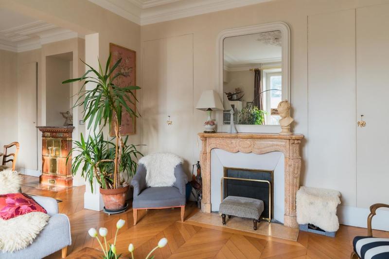 Maison - 290 m² - 12 pièces