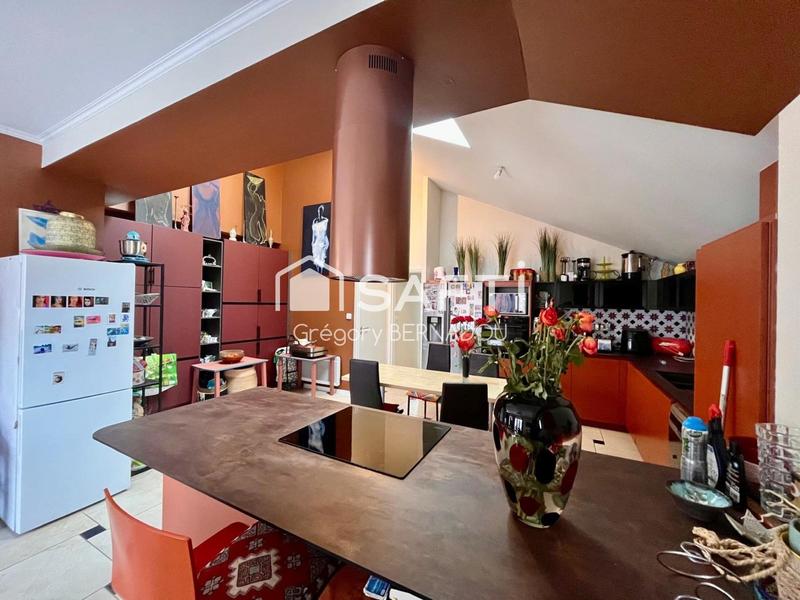 Appartement - 163 m² - 5 pièces