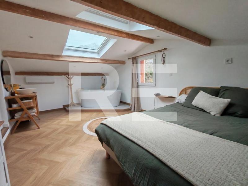 Maison - 86 m² - 4 pièces