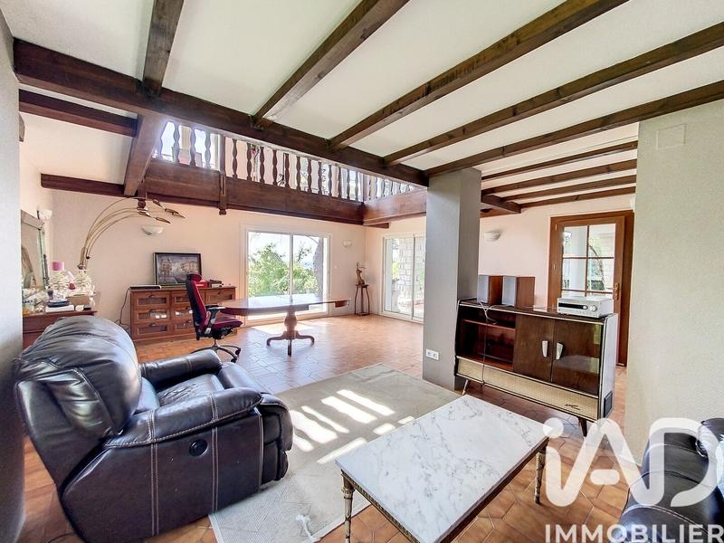 Maison - 193 m² - 6 pièces