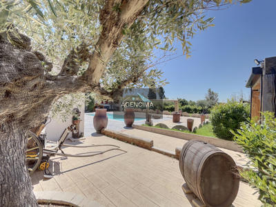 Maison - 188 m² - 4 pièces