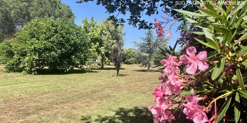 Propriété - 200 m² - 7 pièces