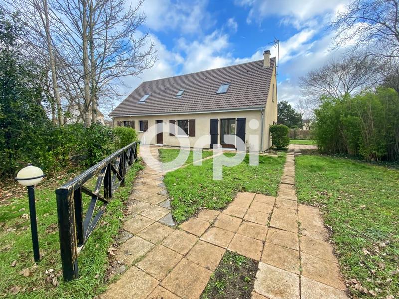 Maison - 176 m² - 8 pièces