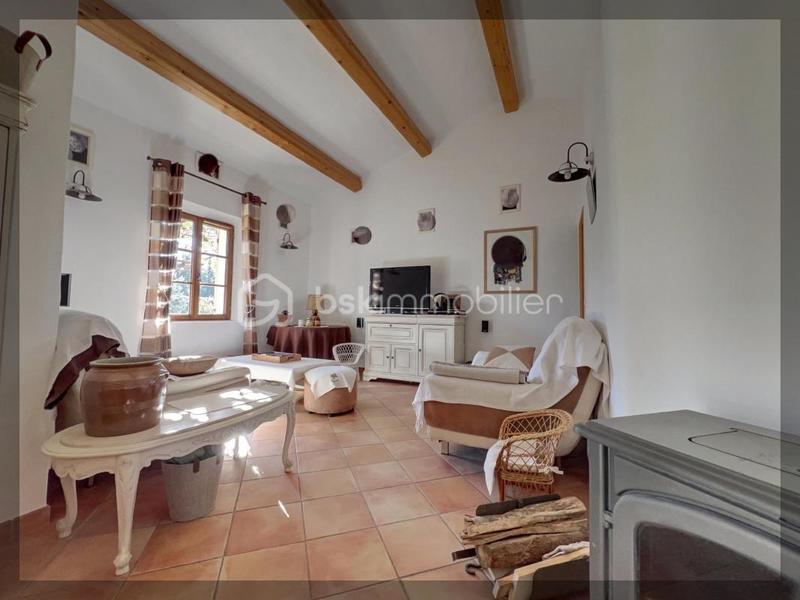 Propriété - 181 m² - 7 pièces