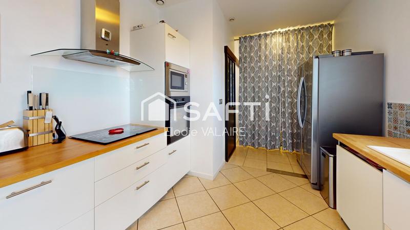 Maison - 134 m² - 6 pièces