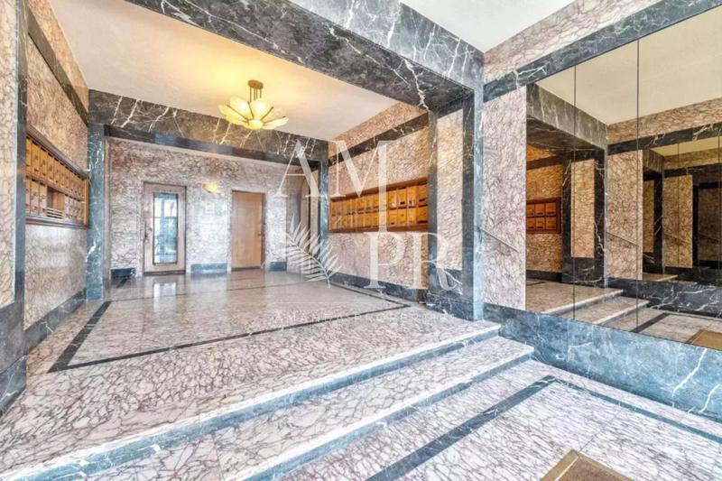 Appartement - 70 m² - 2 pièces