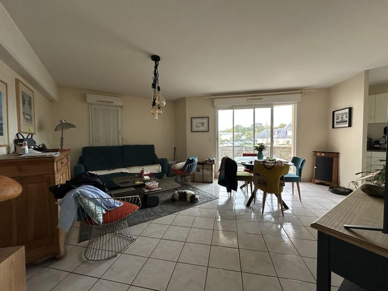 Appartement - 90 m² - 4 pièces