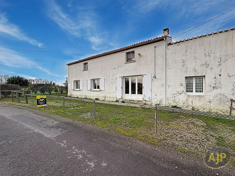 Maison - 90 m² - 6 pièces