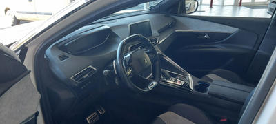 Peugeot 3008 II Hybrid4 300 e-Eat8 Gt