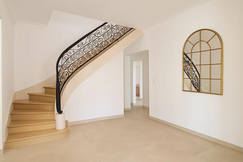 Maison - 136 m² - 6 pièces