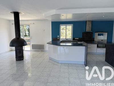 Maison - 109 m² - 5 pièces