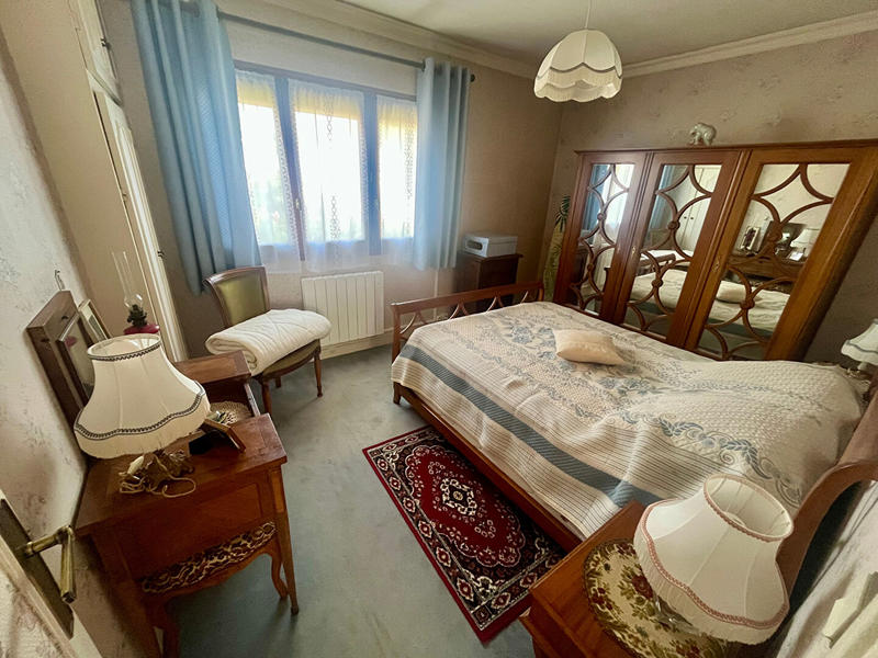 Maison - 90 m² - 5 pièces