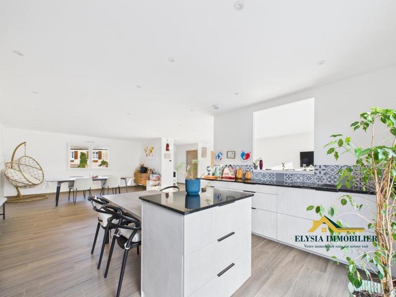 Maison - 160 m² - 6 pièces