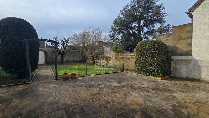 Maison - 97 m² - 5 pièces