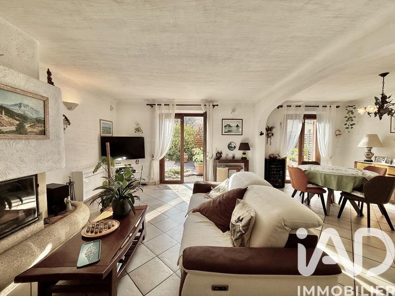 Maison - 105 m² - 5 pièces