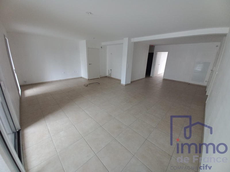 Appartement - 77 m² - 3 pièces