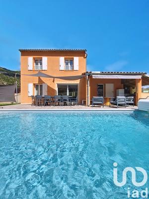 Maison - 118 m² - 5 pièces