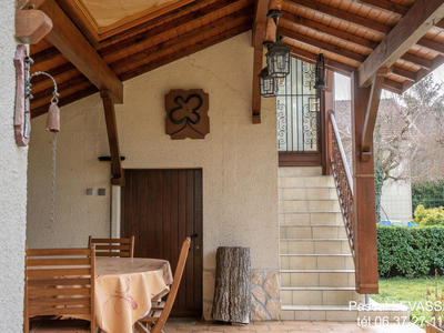 Maison - 208 m² - 10 pièces