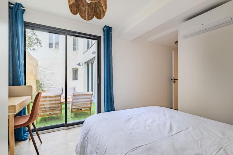 Chambre - 14 m² - 1 pièce