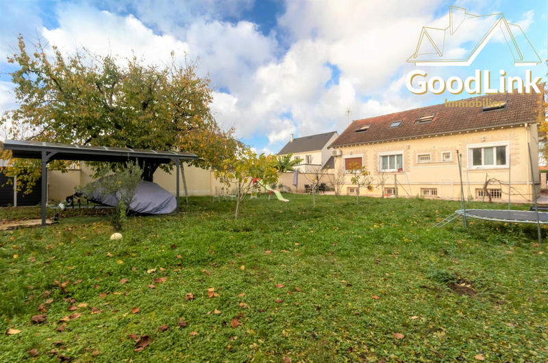 Maison ancienne - 140 m² - 7 pièces