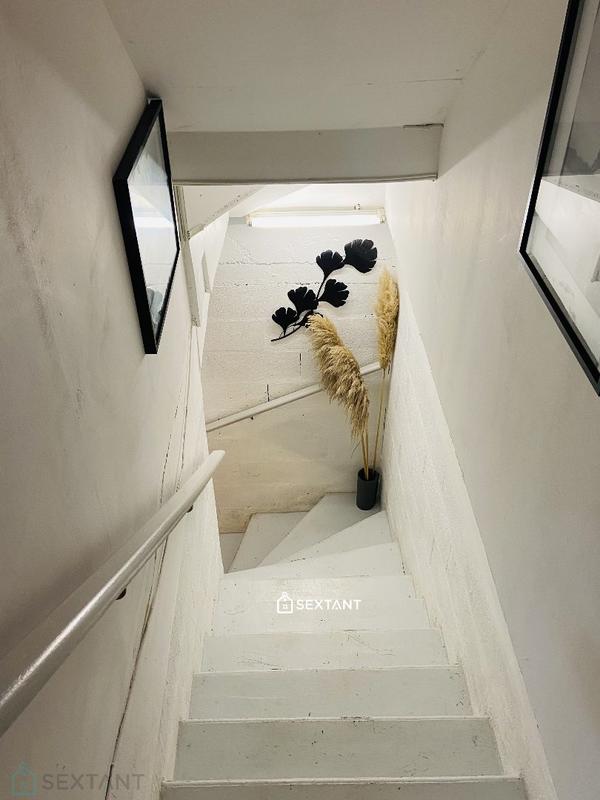 Maison - 95 m² - 5 pièces