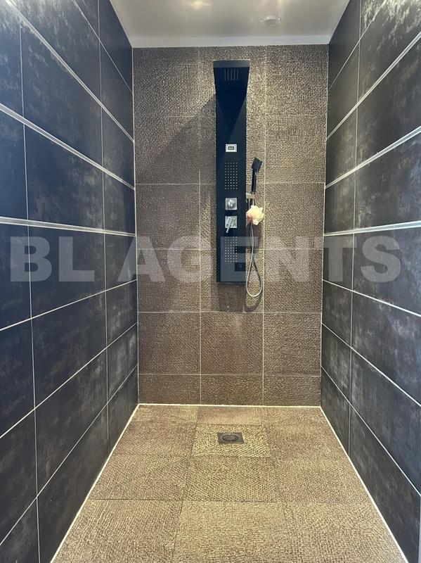 Maison - 144 m² - 6 pièces