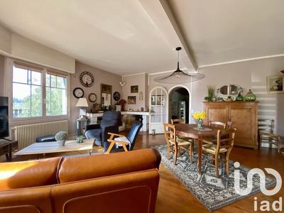 Maison - 209 m² - 7 pièces