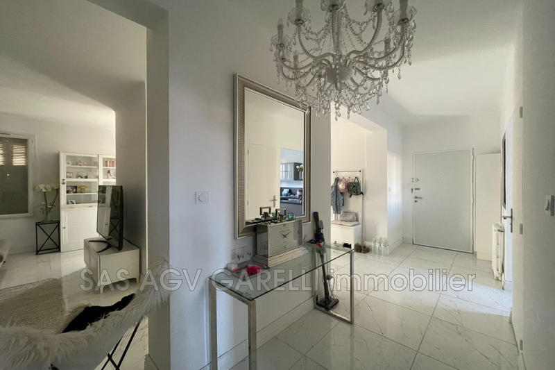 Appartement - 95 m² - 4 pièces