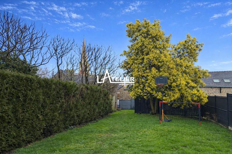 Maison - 159 m² - 8 pièces