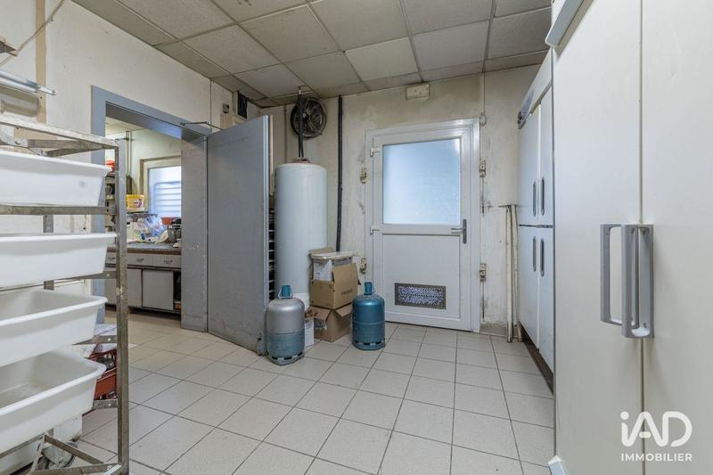 Local commercial - 152 m²