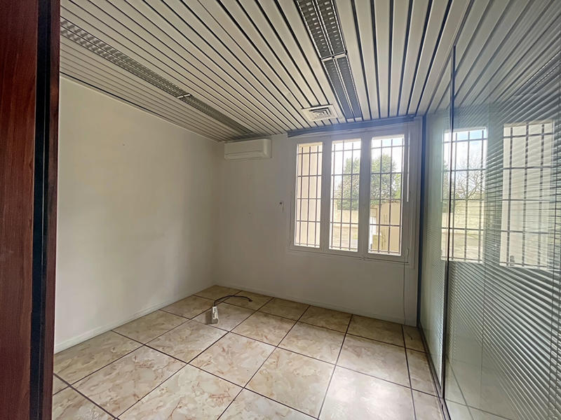 Local commercial - 97 m²