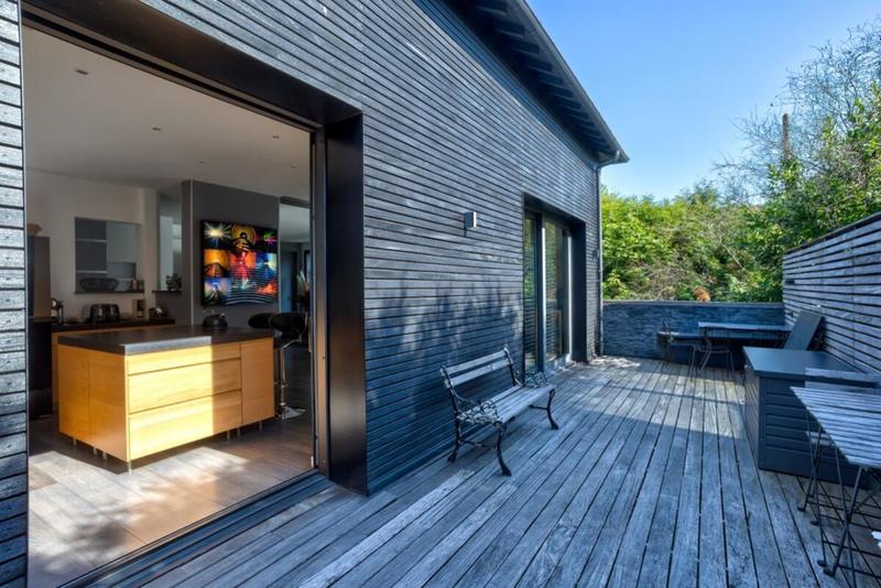 Villa - 257 m² - 6 pièces