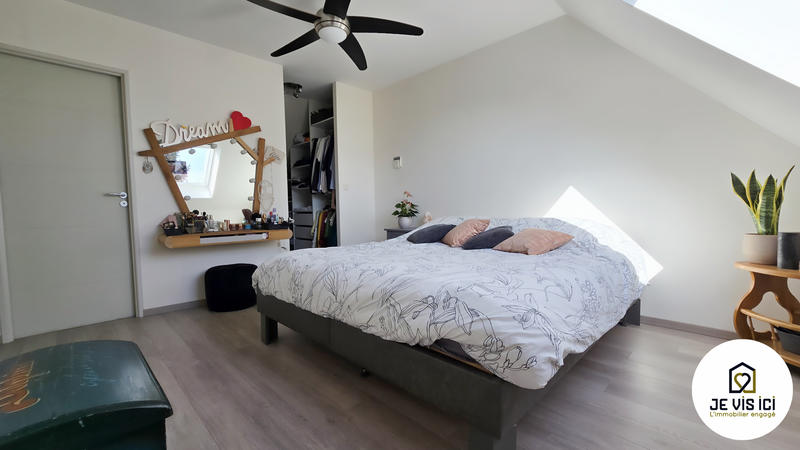 Maison - 199 m² - 8 pièces