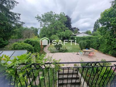 Maison - 140 m² - 7 pièces