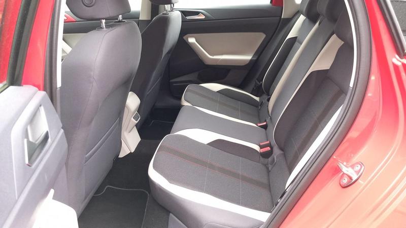 Volkswagen Polo VI 1.0 80 Beats