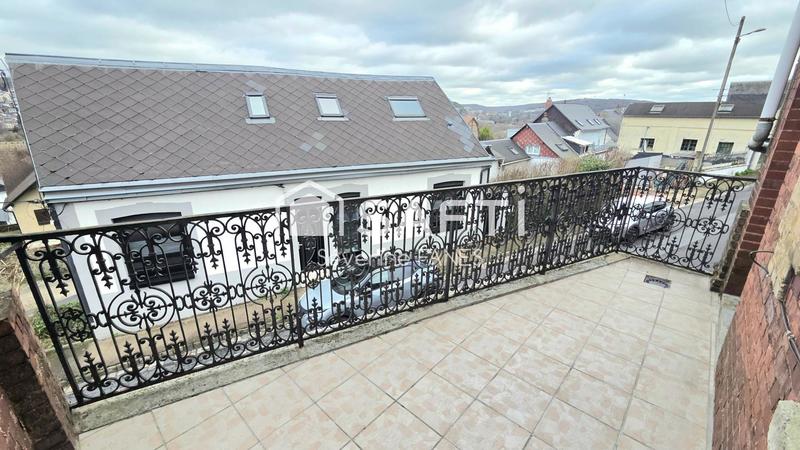 Maison - 101 m² - 6 pièces