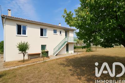 Maison - 93 m² - 5 pièces