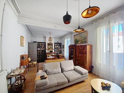 Appartement - 103 m² - 3 pièces