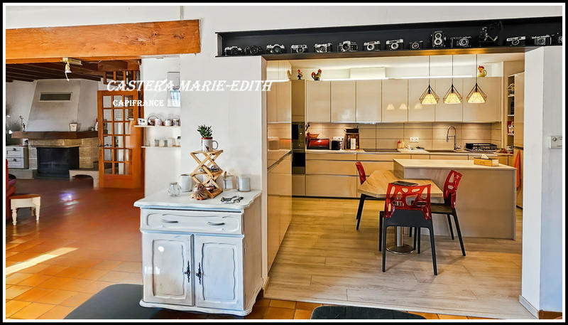 Maison - 139 m² - 5 pièces