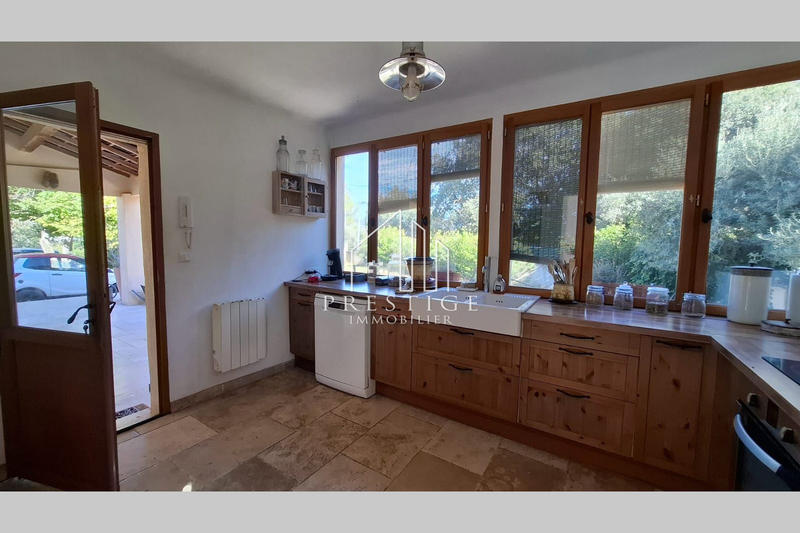 Maison - 150 m² - 5 pièces