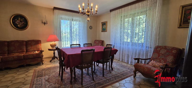 Maison - 143 m² - 7 pièces