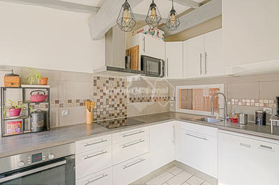 Appartement - 80 m² - 3 pièces