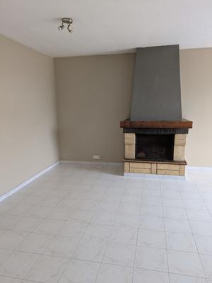 Maison traditionnelle - 75 m² - 3 pièces