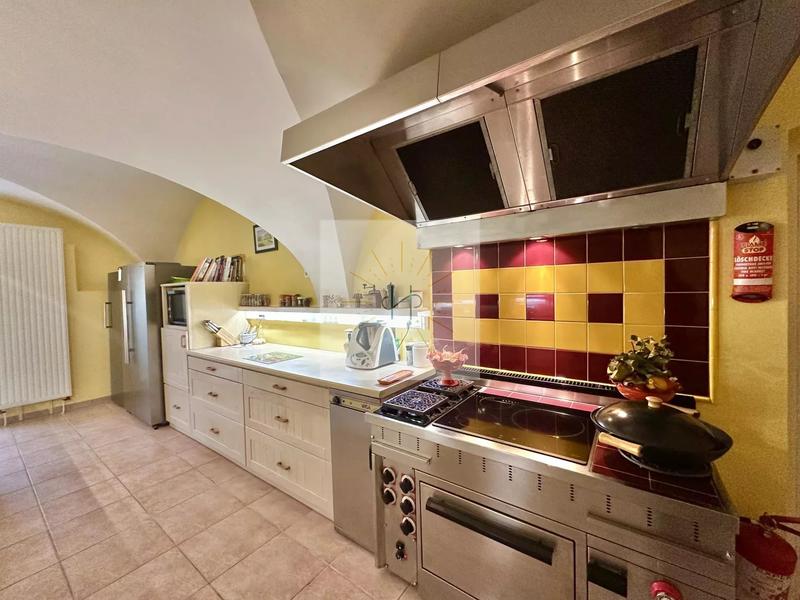 Bastide - 439 m² - 12 pièces