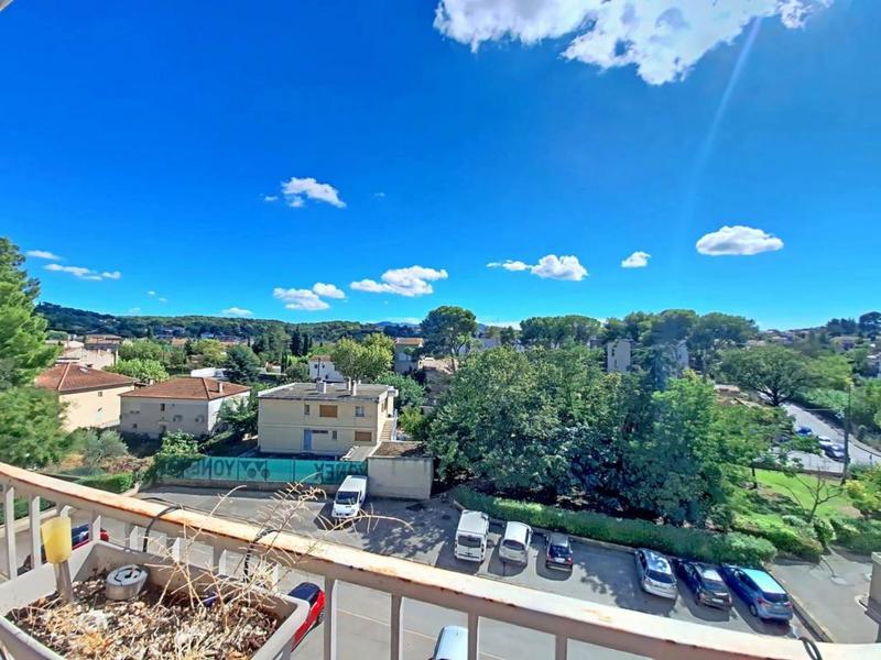 Appartement - 84 m² - 3 pièces