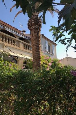 Maison - 230 m² - 6 pièces