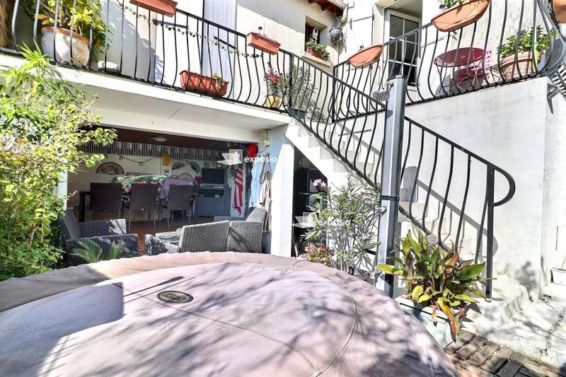 Maison de ville - 93 m² - 4 pièces